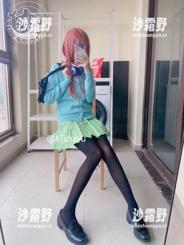 AT鲨的肉丝油盐不进兴许别有内涵，无圣光图包在此，只能浮现在意念的边缘。