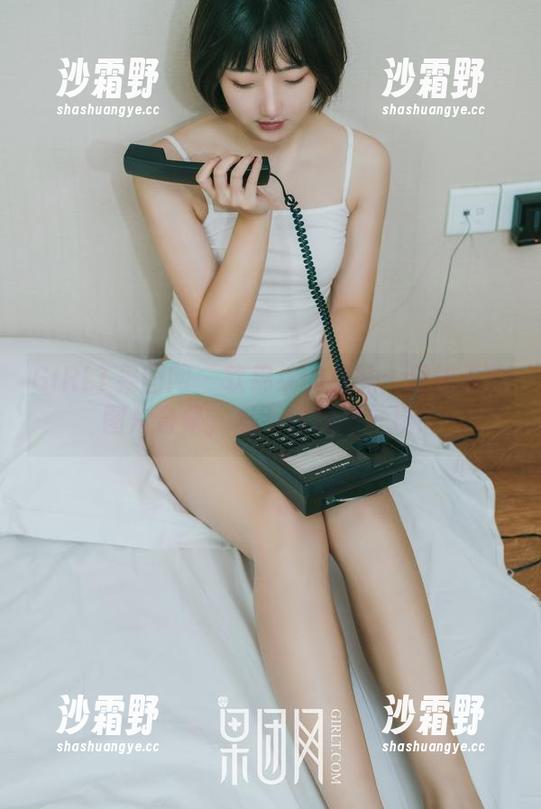 GIRLT果团网 - 软绵绵的棉袜：周妍希的图片合集，忍不住想捏一捏！