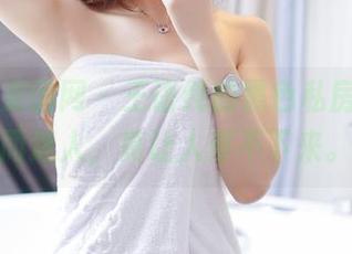 GIRLT果团网 – 王语纯的黑色私房，诡异而迷人，真让人停不下来。