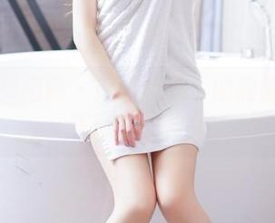GIRLT果团网 – 高清视角下的酸酱兔：那些闪耀的长腿