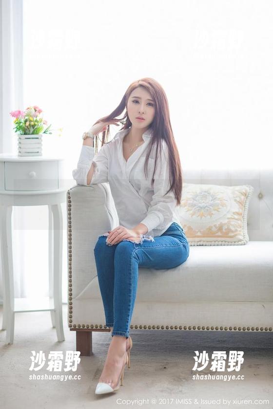 IMiss爱蜜社 - 李李七七喜喜最新小日常：照片里藏着的也是这些小怪癖！