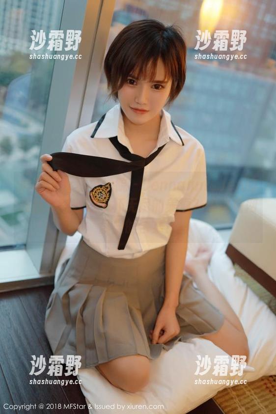MFStar模范学院 - Jennanni_Jen的黑丝难道就是一杯无尽的美酒？快来看网盘里的合集！
