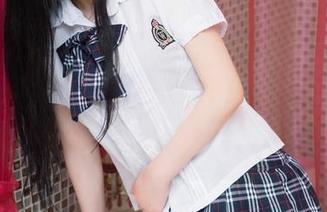 MiStar魅妍社 – 大奶昔Kyra又来搞事情：连体衣美图大更新，快来瞧瞧这位“连体”女王的风采！