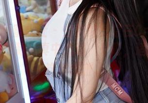 MiiTao蜜桃社 – 白色的气息在Cris_卓娅祺的定制写真中流动，来吧，适应一下这种刺激。