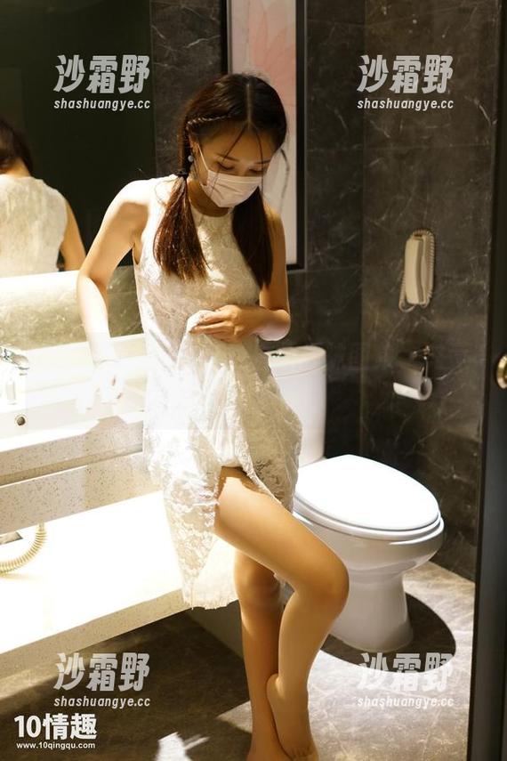 ROSI的资源宝库：白色丝袜图集，究竟为哪般？