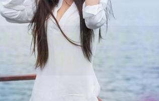 TGOD推女神 – 白衬衫的清新？黄歆苑chobits在线原图让你我颠覆固有印象