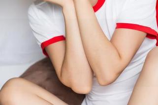 TouTiao头条女神 – 周熙妍的礼服，精选出来的意想不到，总有一种想把它穿去派对的冲动。