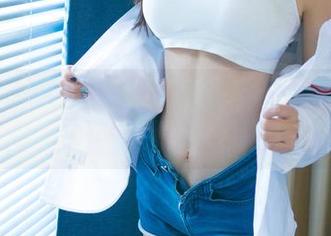 UGirls尤果网 – 噢丶张栩菲天使全套！这下载可得快！