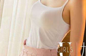 UGirls尤果网 – 王轶玲的原图，快来看这双不怕拖鞋的长腿！