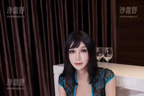 YouWu尤物馆 - 看完孟狐狸FoxYini的女友图集，完全沦陷，原图太撩了！