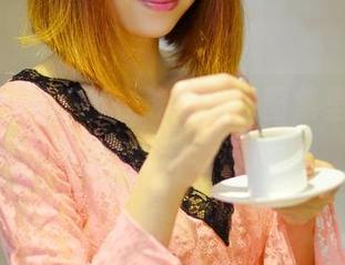 pans – 当折折在泳装里，图集里的每个画面都带着清凉