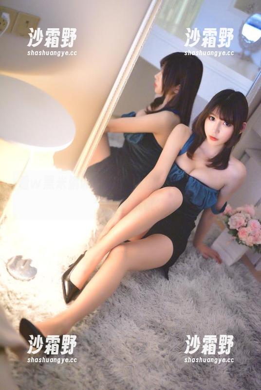 看w黑米粥w的护士私拍，难道我也该换个职业试试？