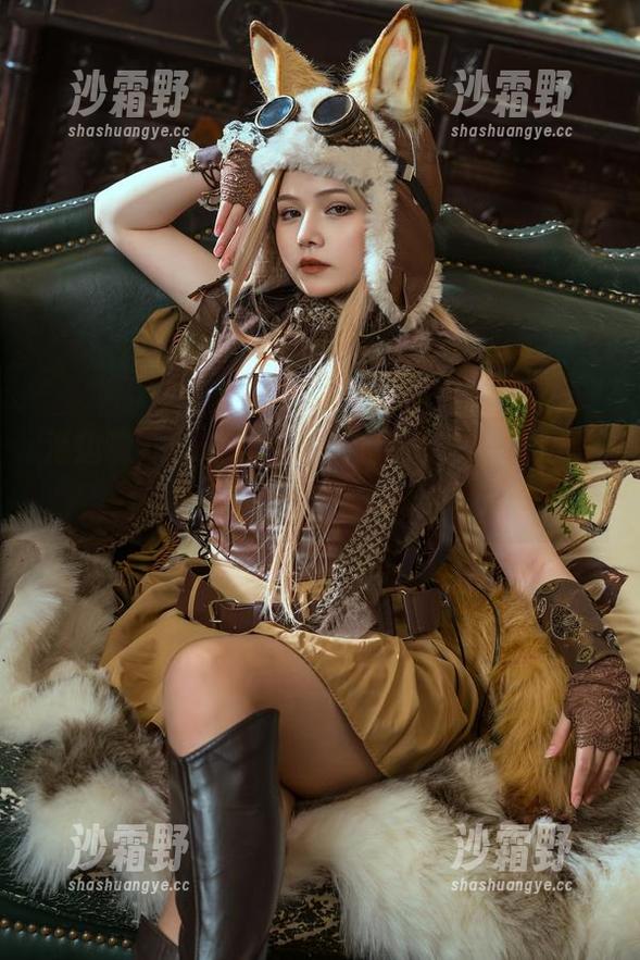 海边啊，就像七月喵子的写真集一样透亮，下载个试试