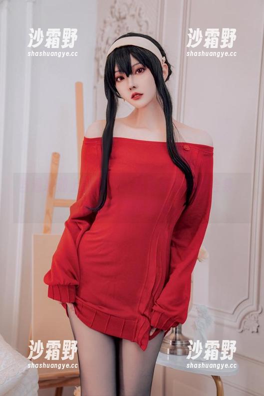 当温泉遇上自拍——你夏夏的美图合集，这波水温刚刚好。