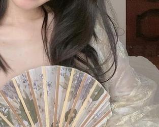 资源太丰富！倦倦喵学妹一整套都在图库里等你来翻