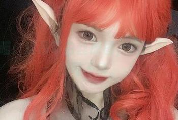 倦倦喵：这吊带白丝原图，选择困难症？我可不管。