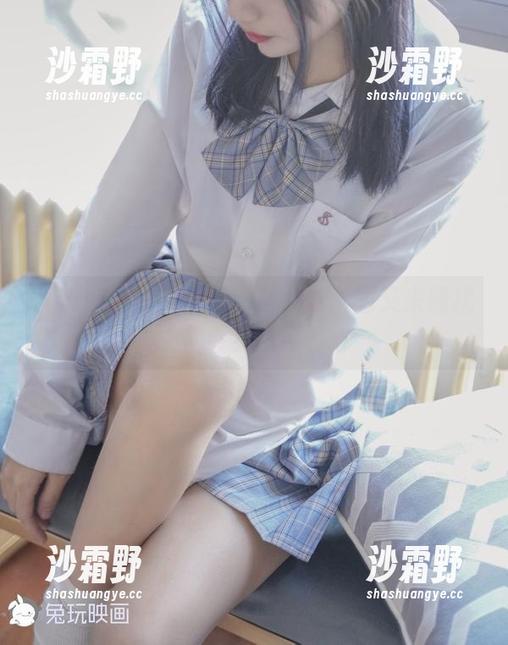 兔玩映画发送信号：獒女郎套图又来骚扰你要见面吗？