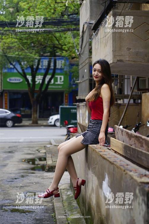 初夏女神 - 依依的私房探险，实习日常中的邻家气息