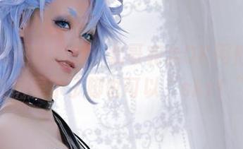 免费的高跟鞋特辑，北哥完全OK用他的美图向我们展示了脚也可以“skr！”。