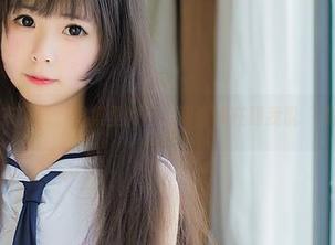 向小圆求泳衣发放，图集里的每一张都像在跟我说“快来欣赏！”