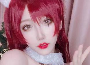 啾小妍Deer在妍宝里表现得真像个小公主，原图不够还想要资源？