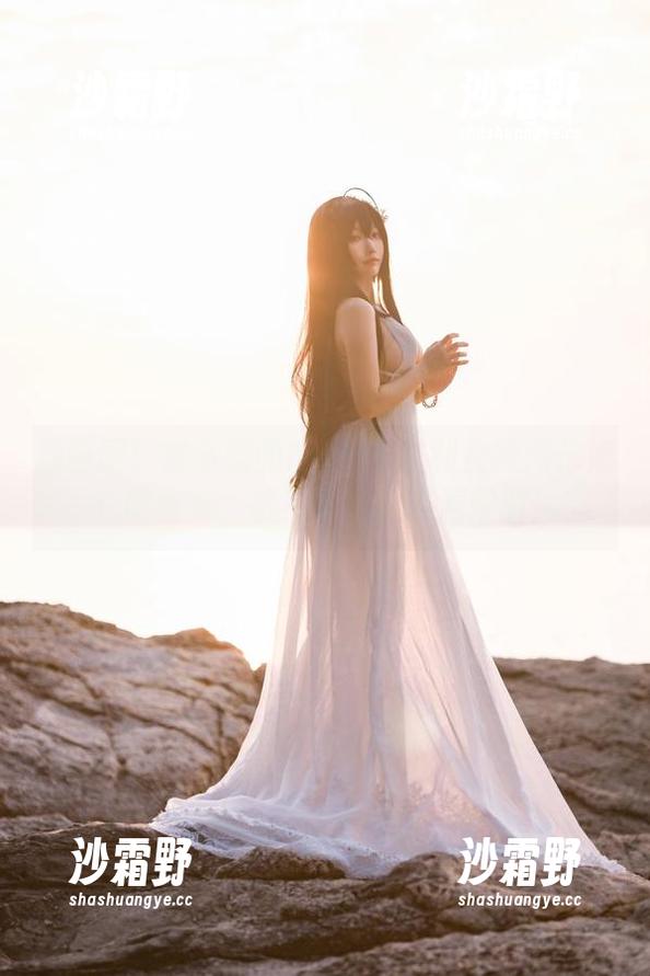别眨眼！宫本樱的NIKKE胜利女神海伦娜礼服合集，机不可失，资源限时！