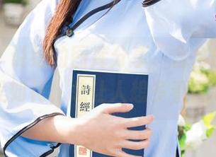 尤果网 – 说好的图库分享，含含的女孩们貌美如花，总让人想多看几眼！