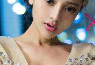 尤果网 – 又是朱赢的兔女郎，最新美图试图扮演可爱的反派！