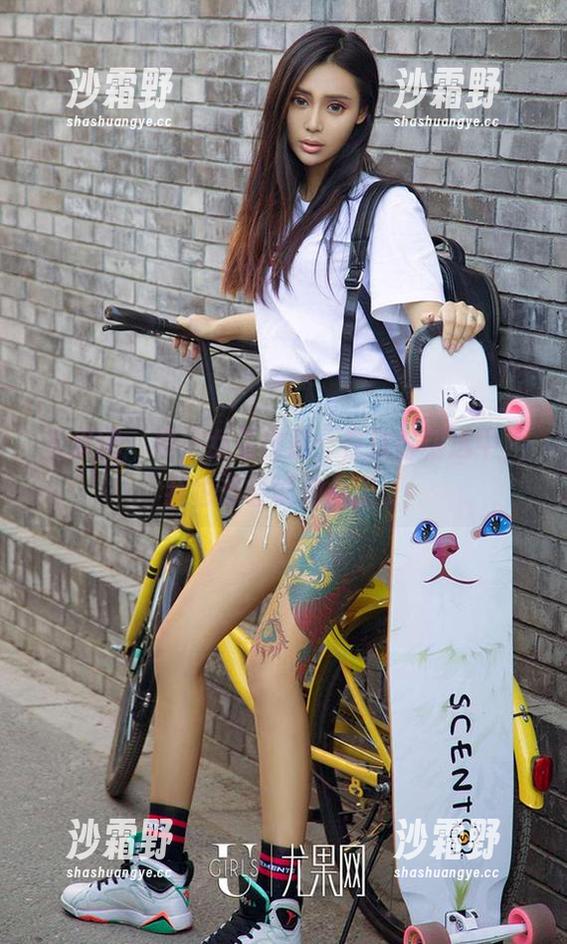 尤果网-栗子 尤果网 - 栗子女王作品:在这份精选中,我也想尝试做女王。