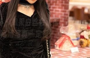 尤蜜荟 – 如果白丝会说话，Egg_尤妮丝的高清写真一定是一部热辣心经。