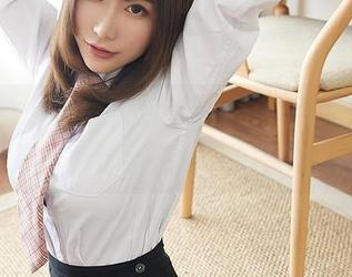 尤蜜荟 – 免费获取尹菲女神的绝美原图，反正她也不在意我们偷瞄。