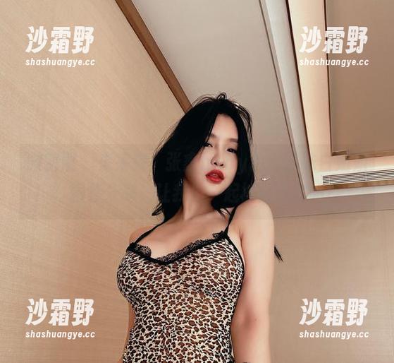 微密圈 - 来来来，张鑫baby的“韵味白姐姐”图集分享，让我们一起被白色占领！