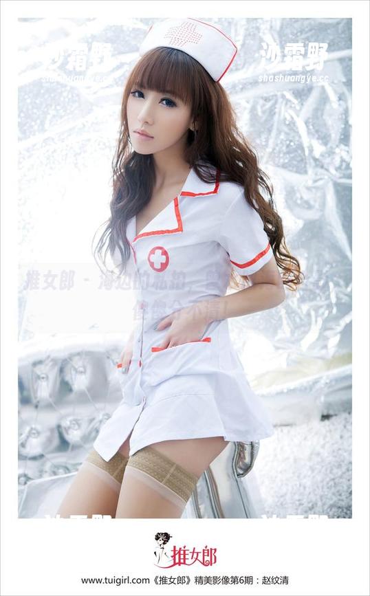 推女郎 - 海边的私拍，曾水跟海鸥合影，傻傻分不清！