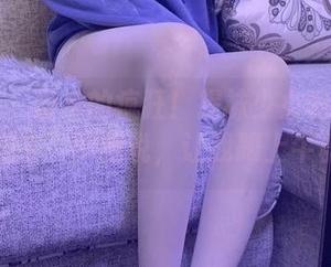 微密圈 – 最后的疯狂！提袜少女的最新作品“奶牛”，我说，让我跟上牛群啊！