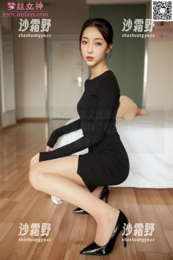 梦丝女神 - 乔儿这次又出新招——最新眼镜照片，为何让我有种“看见新大陆”的感觉？