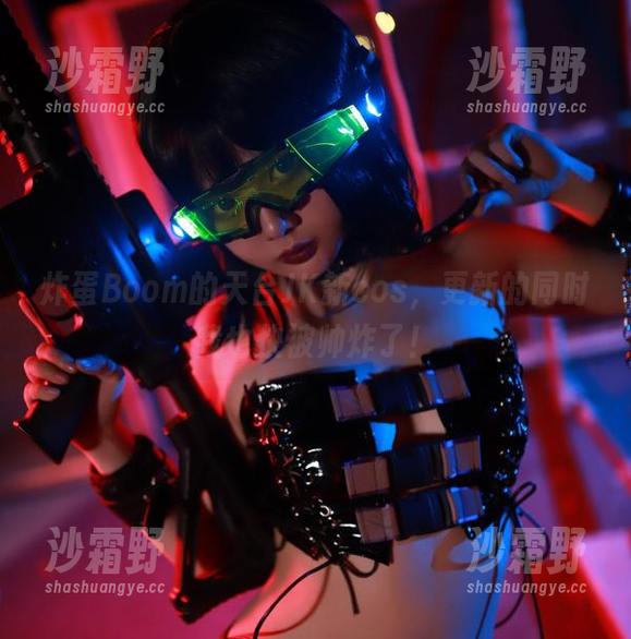炸蛋Boom的天台JK新cos，更新的同时我也快被帅炸了！