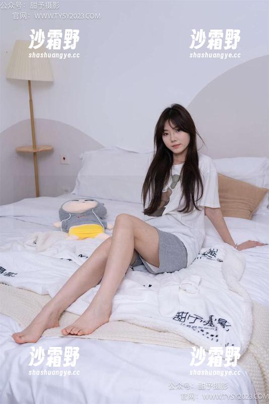 甜予摄影 - 哇，齐齐的过膝白丝美图合集——快给我缓一缓，太辣眼睛了！