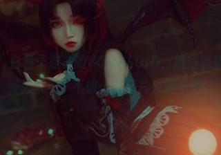 新照片已在，白易子教主的VOCALOID，唇角微挑，能说出的好像太多，不如一张图片来得干脆。