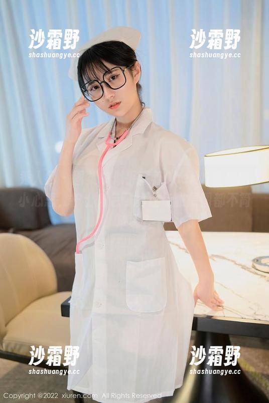 秀人网-Cheryl青树 秀人网 - 图集中似乎藏着Cheryl青树的小心思,护士角色可真让每张原图都不简单呢?