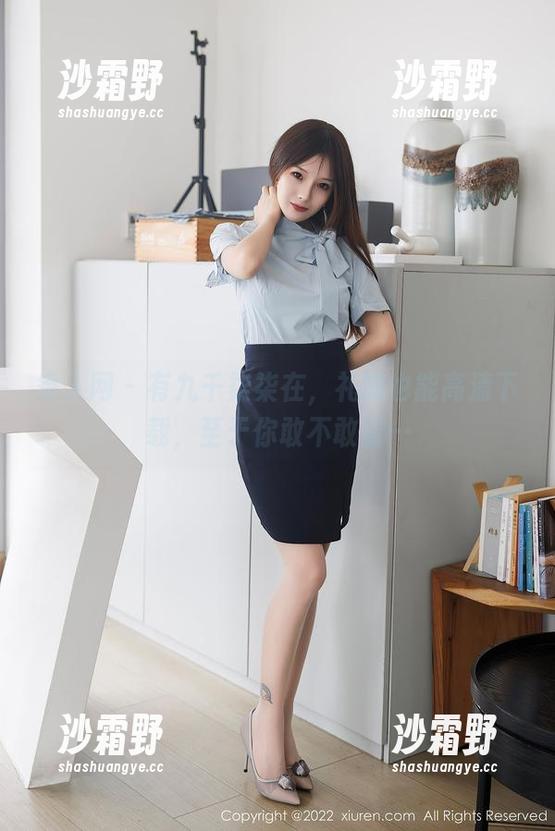 秀人网 - 有九千柒柒在，礼服也能高清下载，至于你敢不敢看…