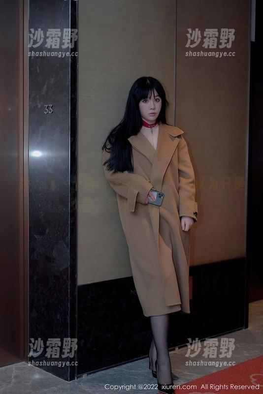 秀人网 - 于诺诺ise的写真，你以为只是女神，其实还有更多…