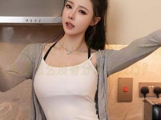 秀人网 – 会飞的小虎牙的护士服穿搭，图包里怎么没有分享的技巧？