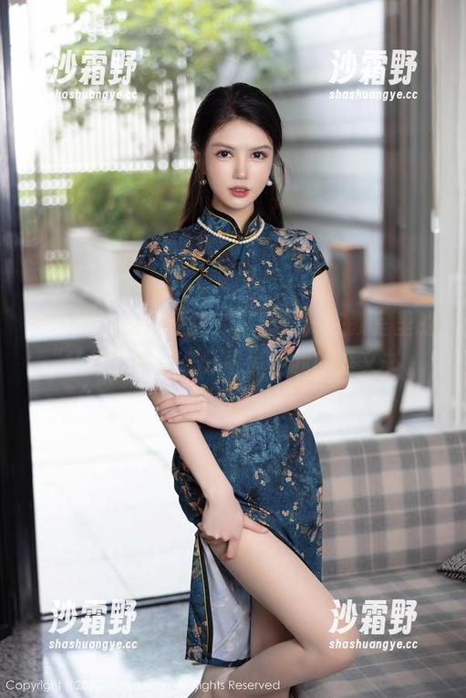 秀人网-南初妹妹 秀人网 - 最新系列,南初妹妹在教室里的“镇妖”之法,分享慌了我的语文书。