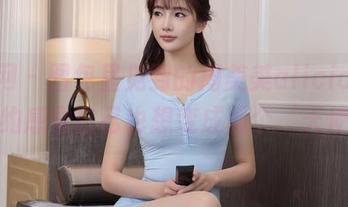 秀人网 – 图包里见到的周美美alicia，让我隐约感觉自己也想变成那个‘天使’？