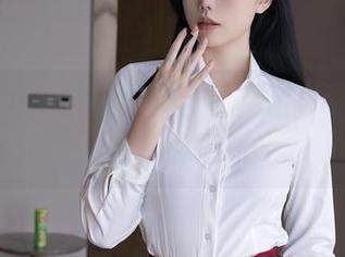 秀人网 – 说真话，幼幼的纯白套图难道不让人浮想联翩？