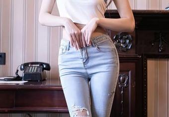秀人网 – 糖糖水手服图集：为什么我突然想买一套？