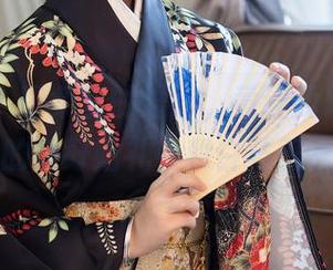 秀人网 – 图集里的婚纱，竟让我幻想出闫璐璐的美好婚礼，和白马王子？！