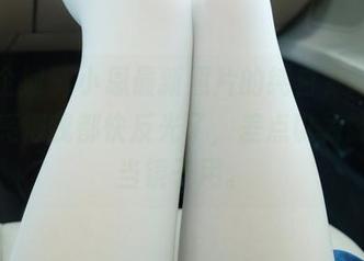 紧急企划 – 小恩最新照片的纯白，哈哈，衣服亮得我都快反光了，差点以为能拿来当镜子用。