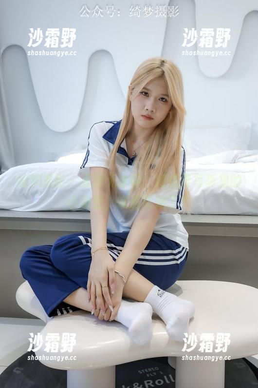 绮梦摄影 - 无修无水印，阿依夏写真里的小秘密，谁惹到她了？