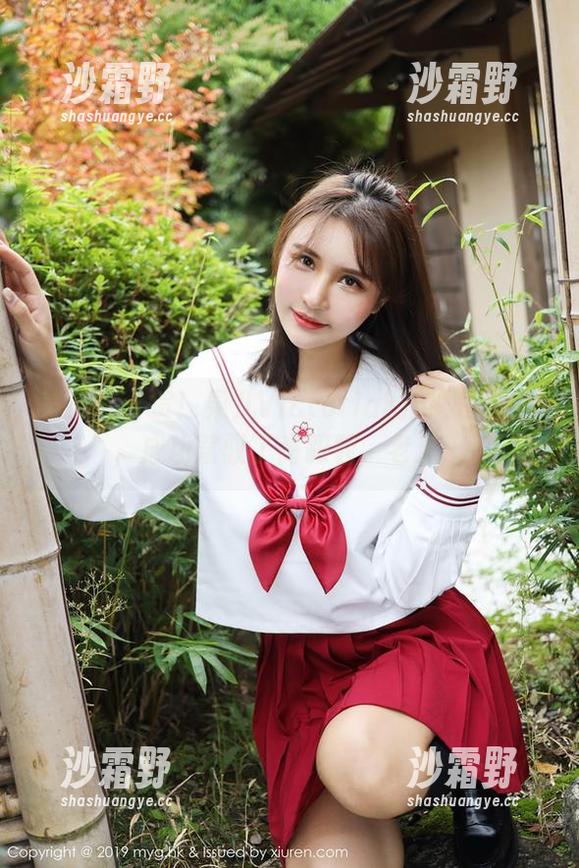 美媛馆 - 贺！果儿Victoria的新美图更新，成功驾驭了高跟鞋，老天！